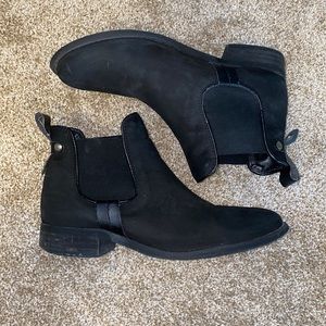 Steve Madden Chelsea Boot